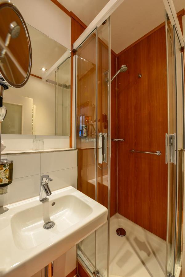 Отель Celler Hof Экстерьер фото