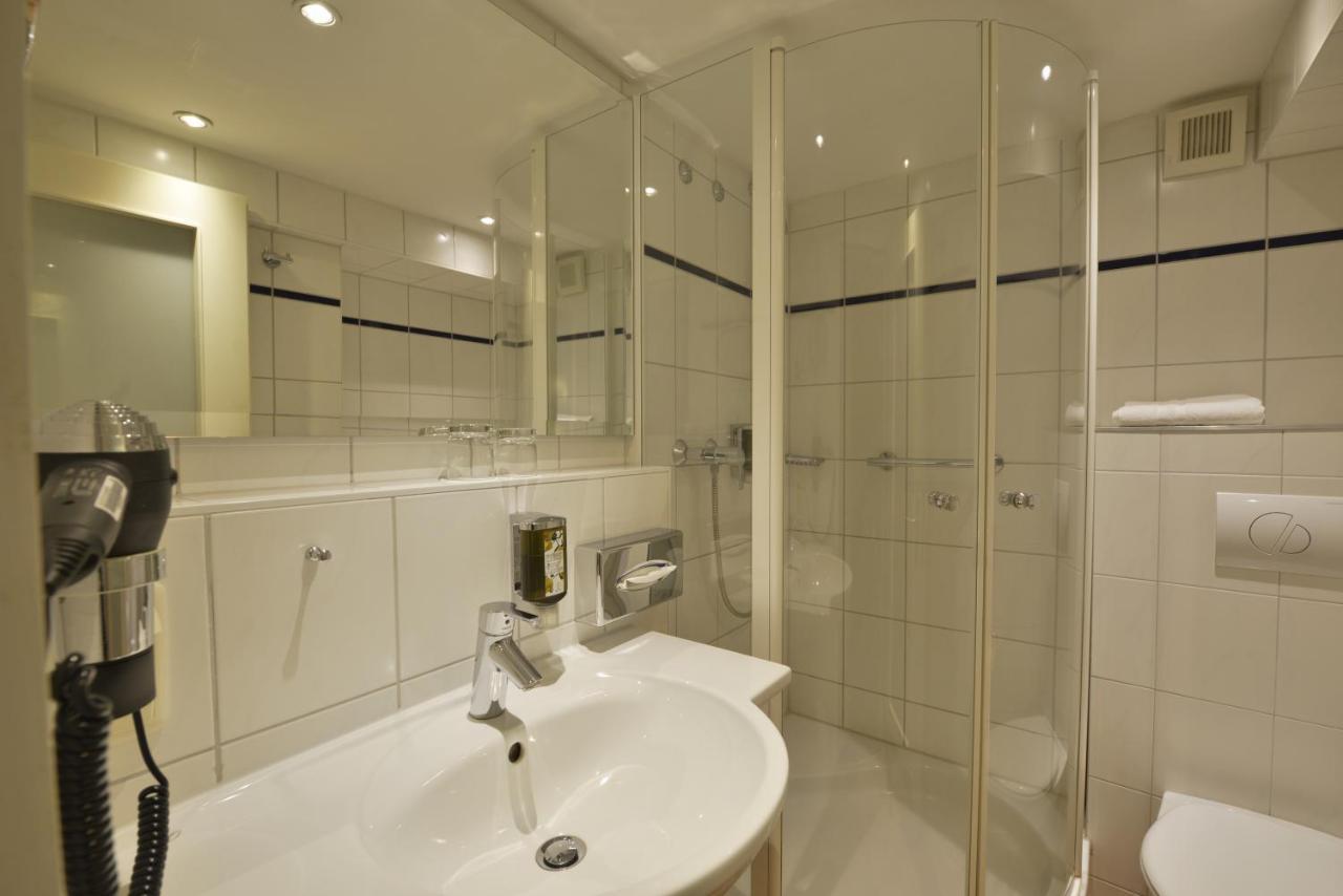 Отель Celler Hof Экстерьер фото